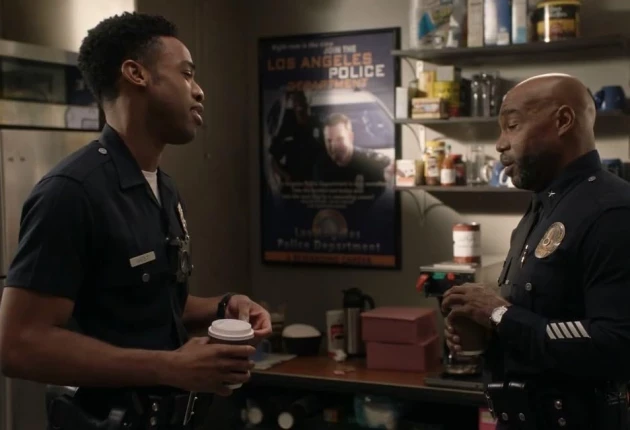 Превью из 3 сезона 8 серии сериала Новичок / Новобранец